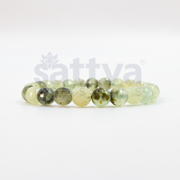 Prehnite appx.-8mm D-Cut Bracelet - Image 2